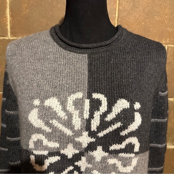 Christopher & Banks Gray and White Snowflake Medallion Silk Angora Sweater Large - Picture 3 of 8